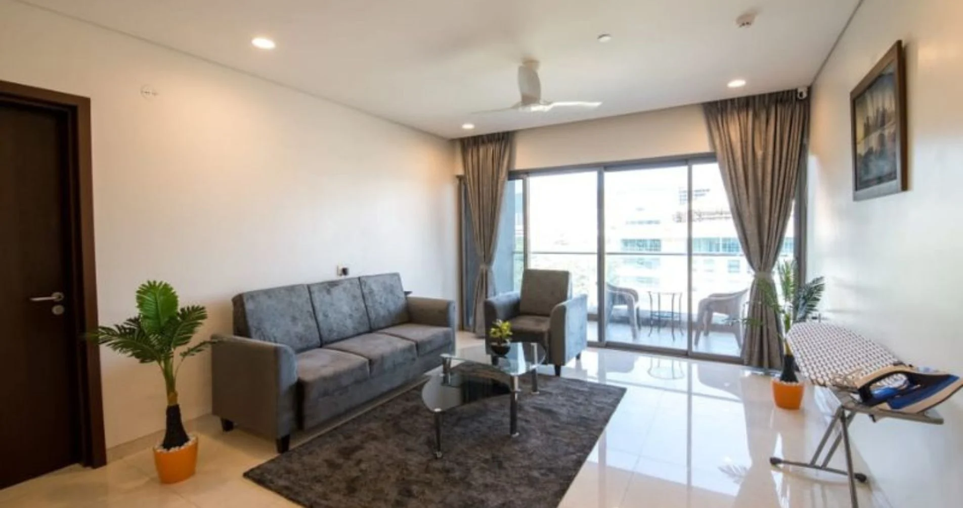 Fully-furnished kitchen and dining area at Eon Homes corporate stays, Hinjewadi